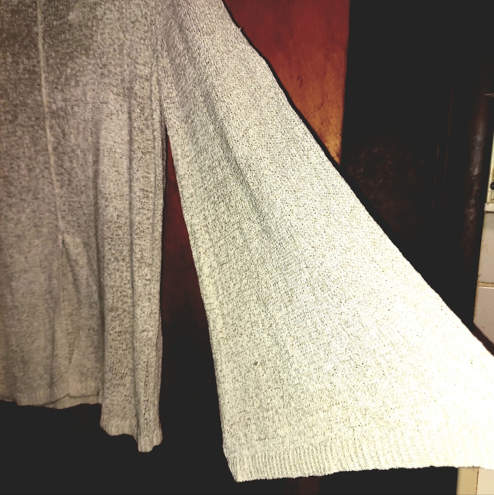 Gabriel Union, Sweater, XL, Off White, Good Condition - Picture 6 of 10